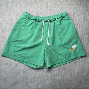 Men's L Nike Sportswear Lined Woven Beach Swim Athletic Shorts DM5281-365